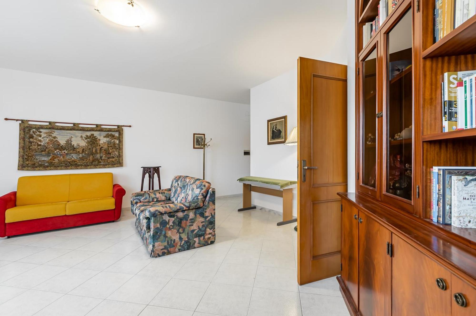 Palazzo Reale & Piazza Indipendenza Roomy Flat Palermo Eksteriør billede