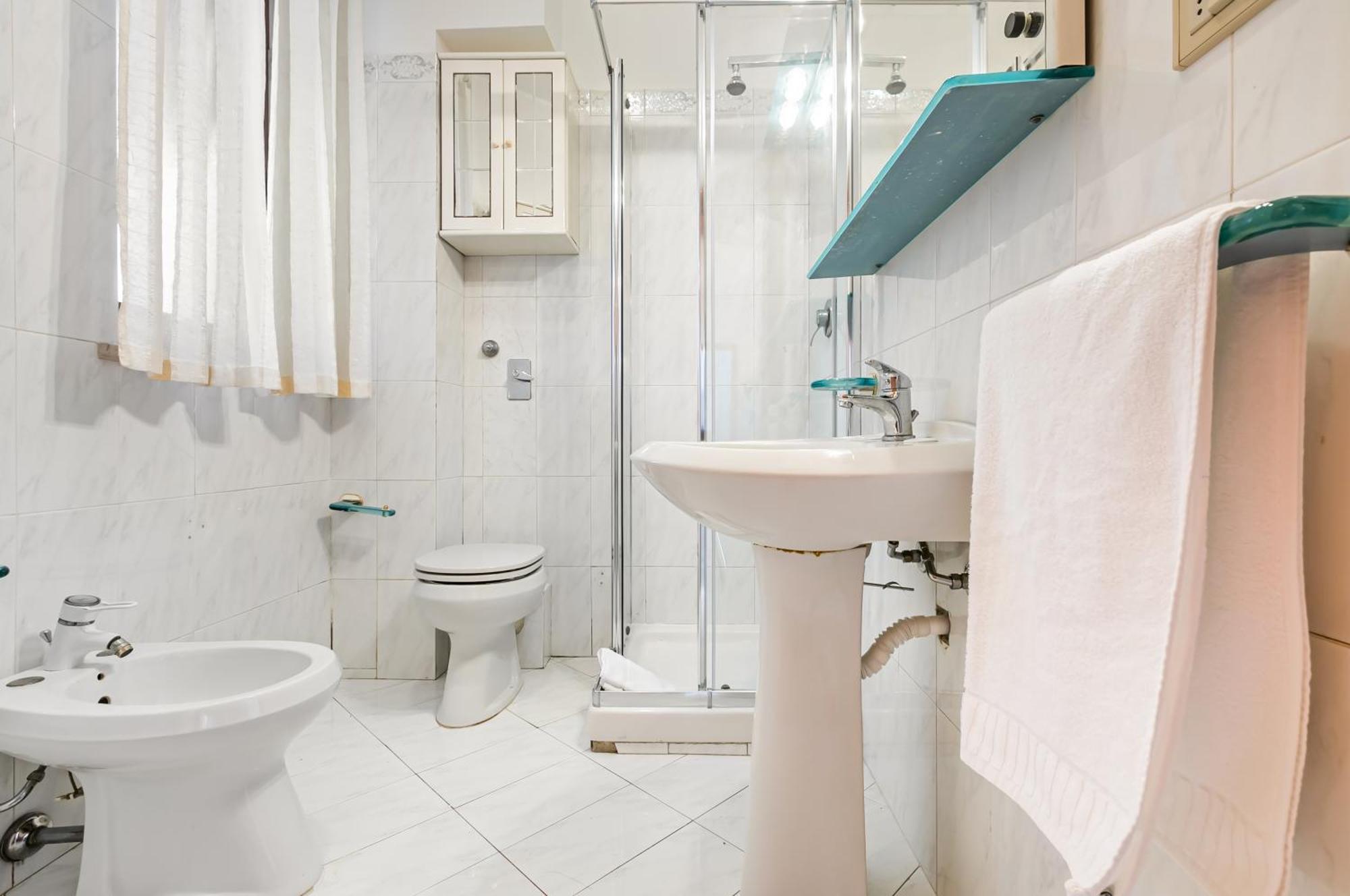 Palazzo Reale & Piazza Indipendenza Roomy Flat Palermo Eksteriør billede